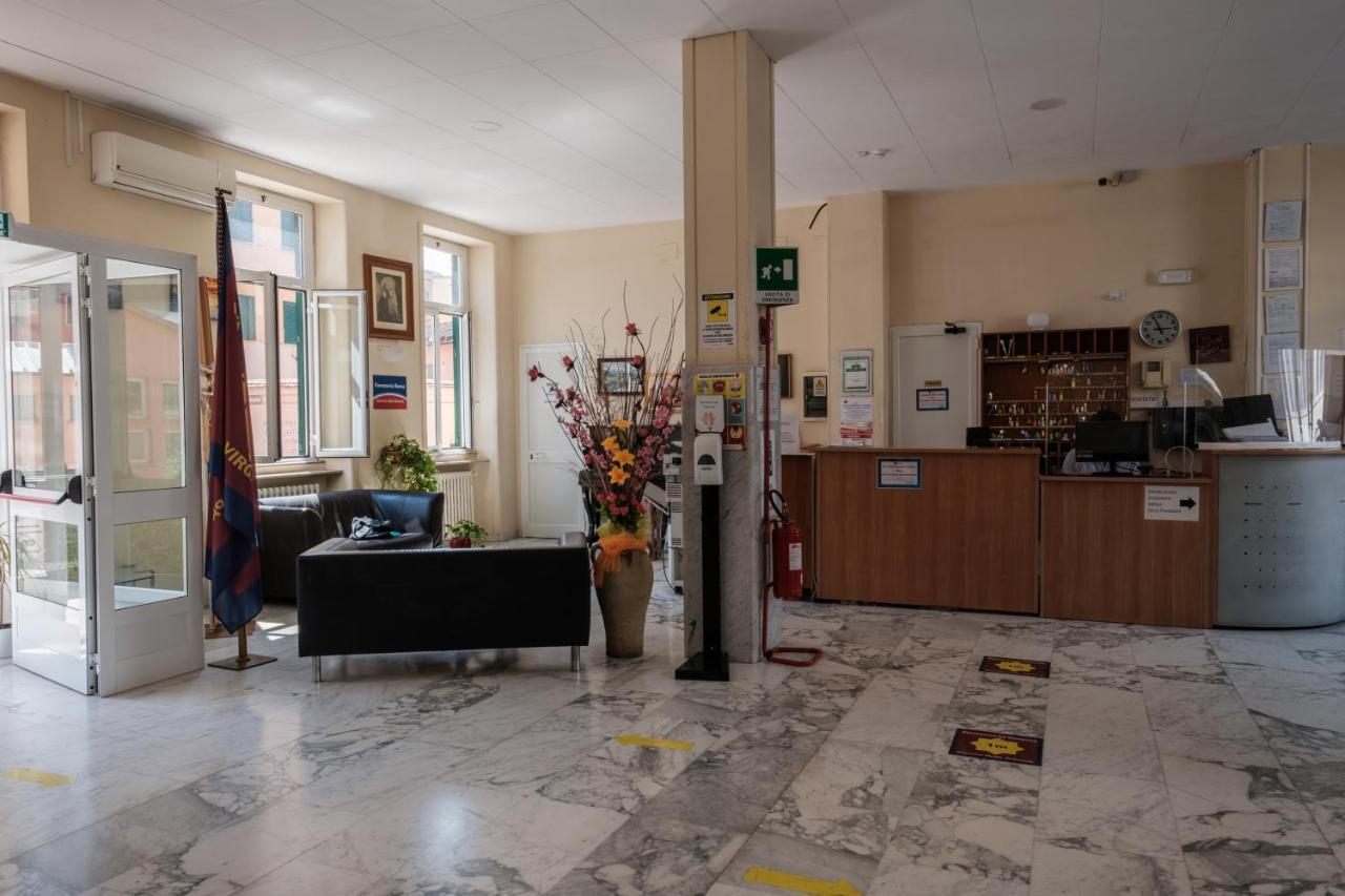 Foresteria Roma Esercito Della Salvezza Buitenkant foto