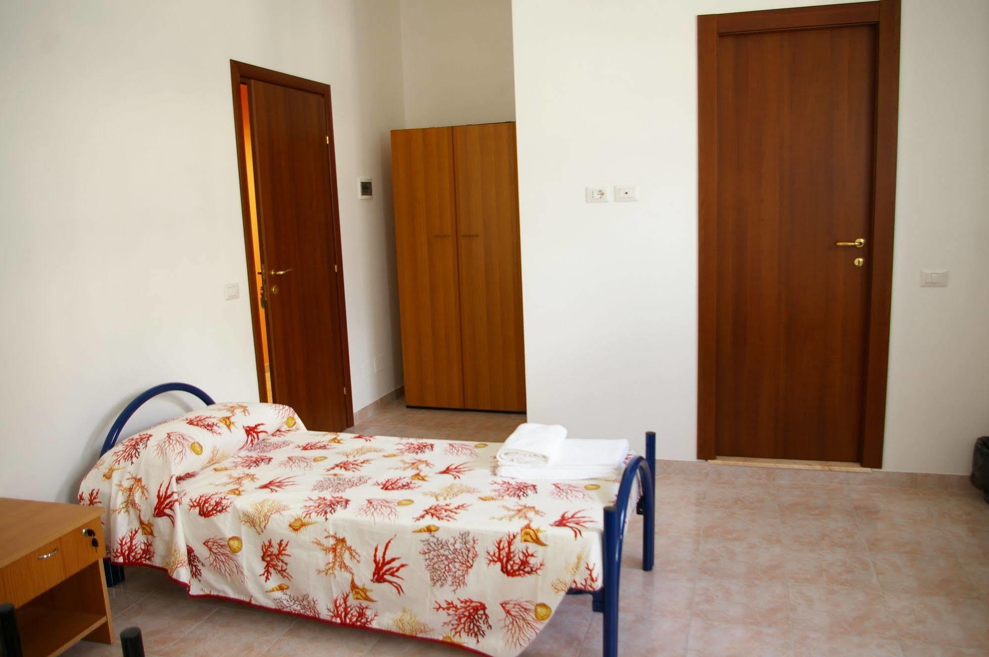 Foresteria Roma Esercito Della Salvezza Buitenkant foto